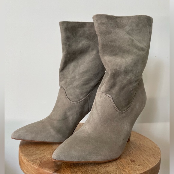 Vince Camuto Leather Boot - Picture 4 of 10